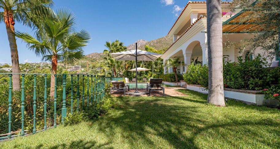Villa à Cascada de Camoján avec vue panoramique sur la mer