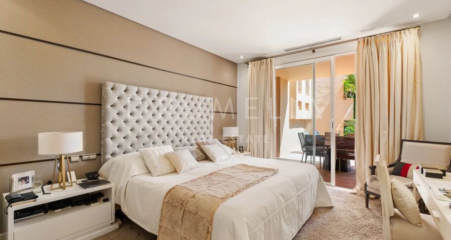 Spacious ground-floor apartment with private garden in Mansion Club, Golden Mile – Marbella