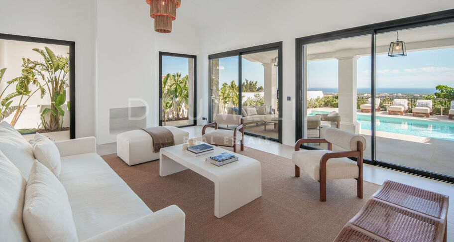 Villa for salg i Puerto del Almendro, Benahavis