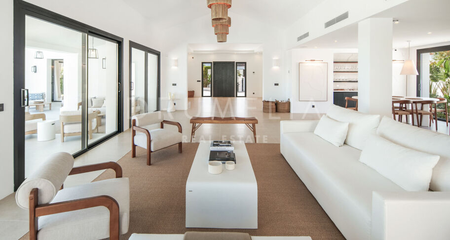 Villa for salg i Puerto del Almendro, Benahavis