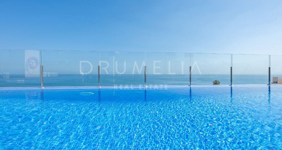 Spectaculaire penthouse avec vue sur la mer à Cosmo Beach, Estepona, à quelques mètres de la plage