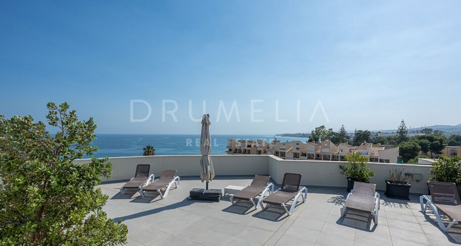 Spectaculaire penthouse avec vue sur la mer à Cosmo Beach, Estepona, à quelques mètres de la plage