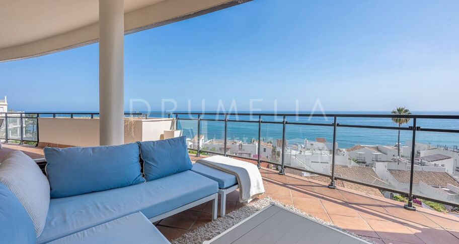 Spectaculaire penthouse avec vue sur la mer à Cosmo Beach, Estepona, à quelques mètres de la plage