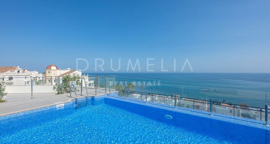 Spectaculaire penthouse avec vue sur la mer à Cosmo Beach, Estepona, à quelques mètres de la plage