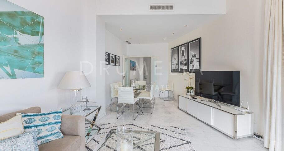 Spectaculaire penthouse avec vue sur la mer à Cosmo Beach, Estepona, à quelques mètres de la plage