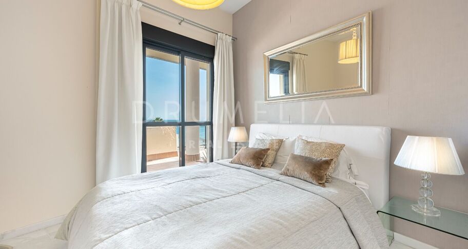 Spectaculaire penthouse avec vue sur la mer à Cosmo Beach, Estepona, à quelques mètres de la plage