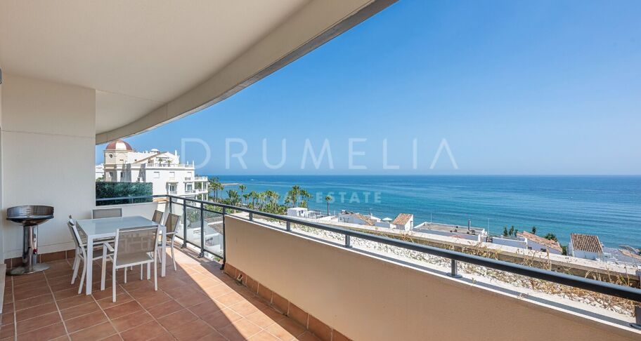 Spectaculaire penthouse avec vue sur la mer à Cosmo Beach, Estepona, à quelques mètres de la plage