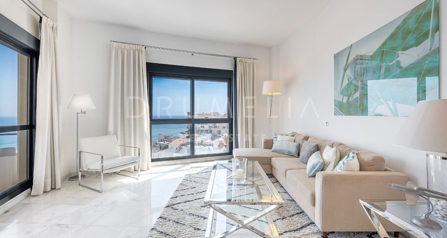 Spectaculaire penthouse avec vue sur la mer à Cosmo Beach, Estepona, à quelques mètres de la plage