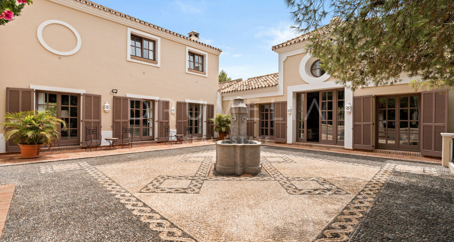 Grand Estate in Benahavís