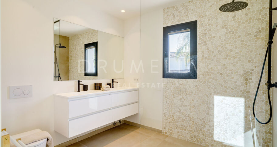 Elegant modern villa i Marbella