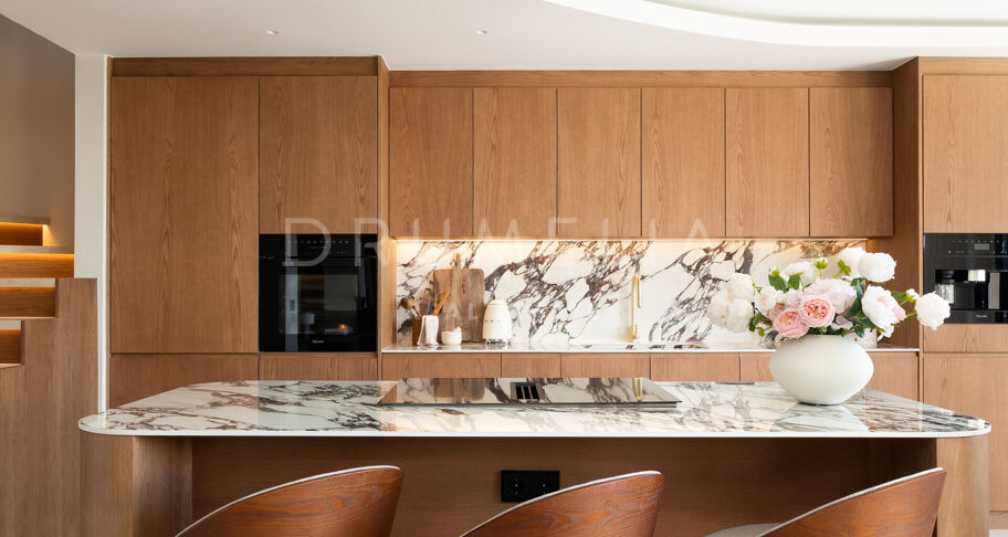 Modern townhouse New Golden Mile