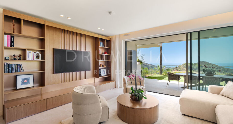 Elegant Apartment with a Garden in Palo Alto