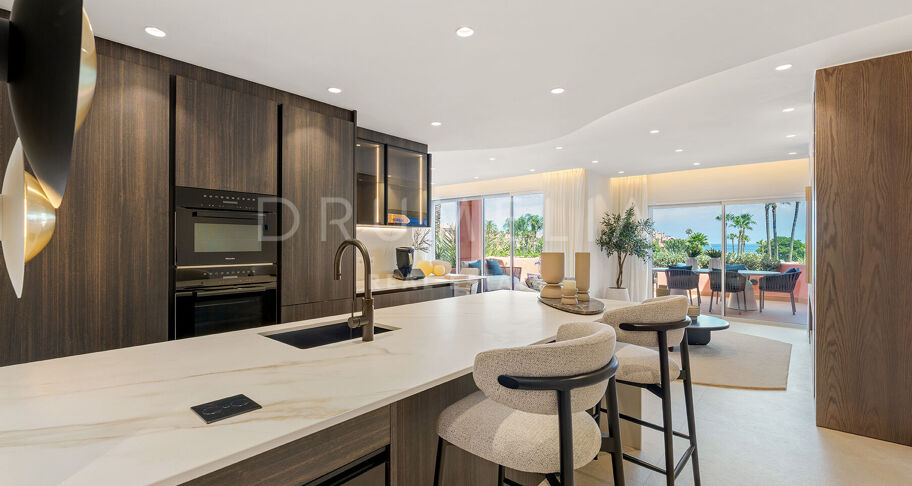Verfijnd appartement aan het strand, New Golden Mile