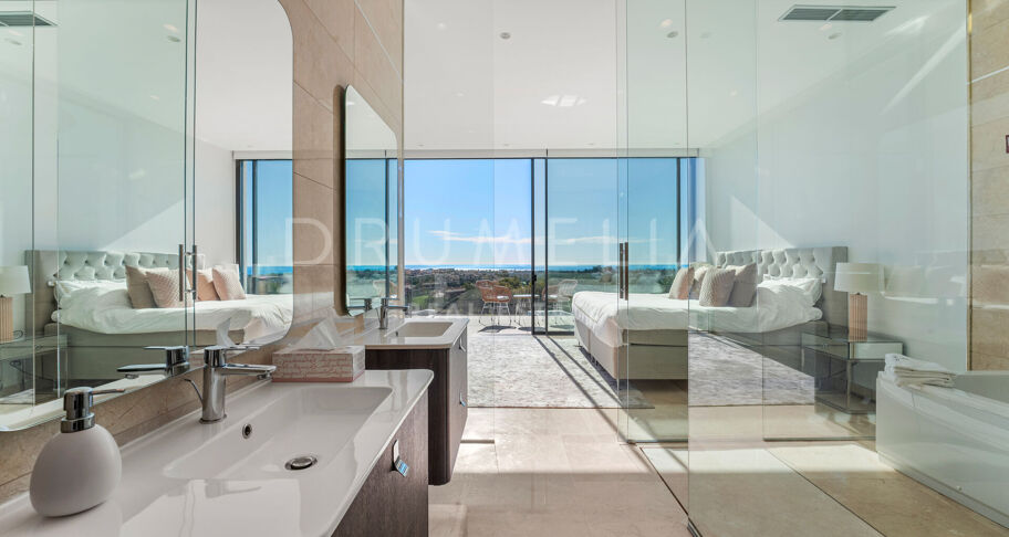 Exquisite Villa mit 5 Schlafzimmern und Panoramablick auf das Meer in La Alqueria