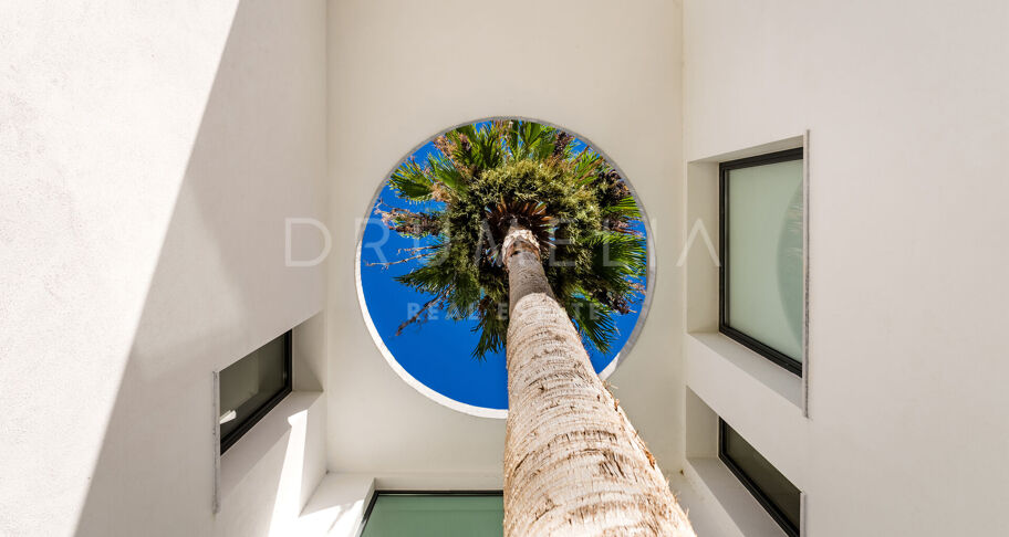 Exquisite Villa mit 5 Schlafzimmern und Panoramablick auf das Meer in La Alqueria