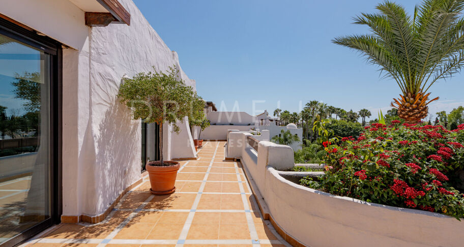 Duplex-Penthouse nahe Puerto Banús