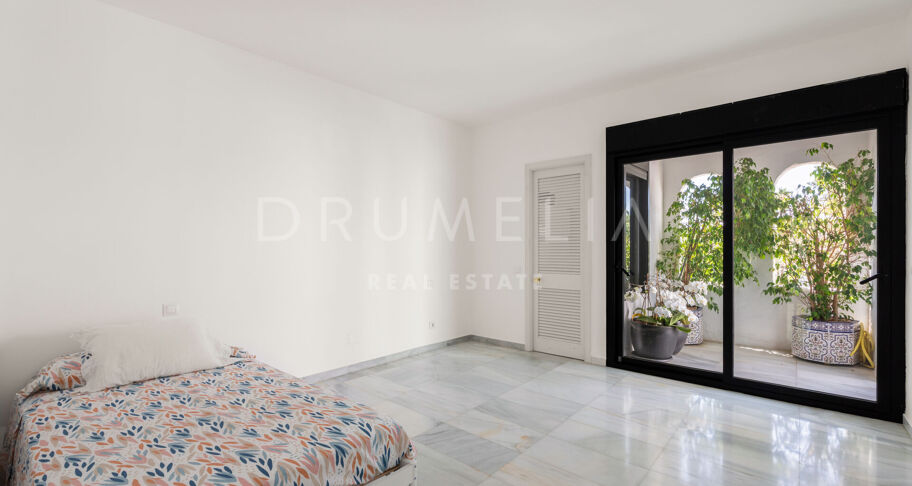 Duplex-Penthouse nahe Puerto Banús