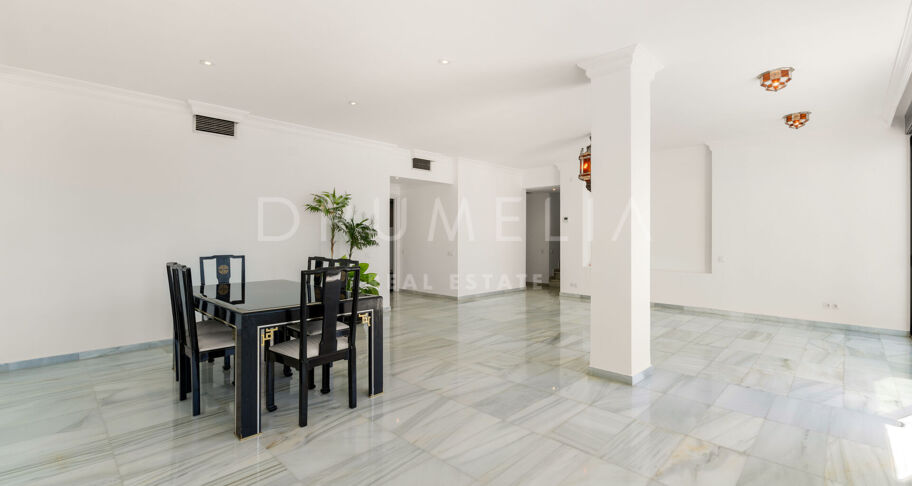Duplex-Penthouse nahe Puerto Banús
