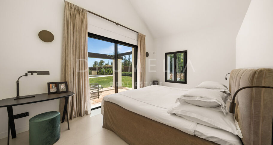 Recently renovated villa in Cascada de Camoján, Marbella