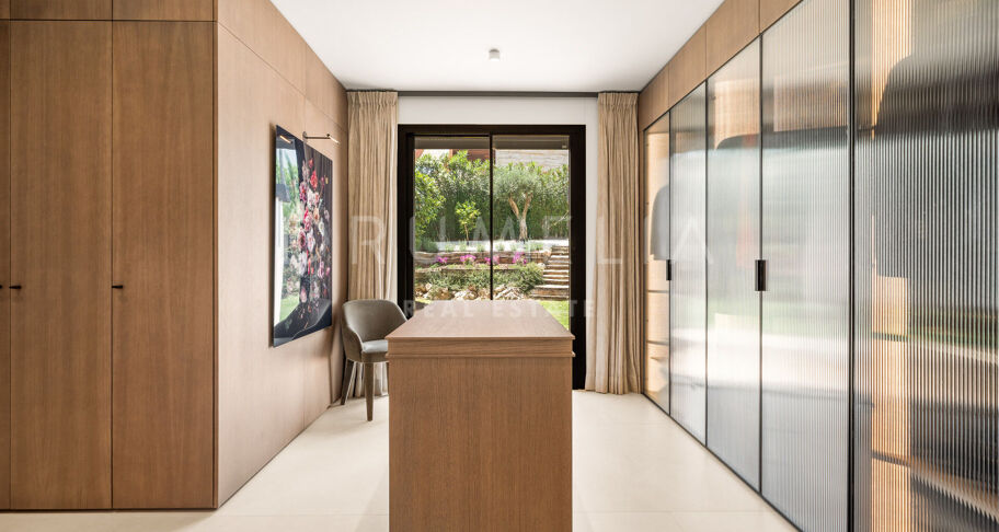 Recently renovated villa in Cascada de Camoján, Marbella