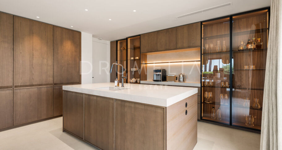Recently renovated villa in Cascada de Camoján, Marbella