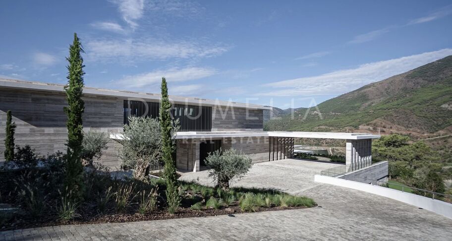 Brand-New Villa with Partial Sea Views in La Zagaleta, Benahavís