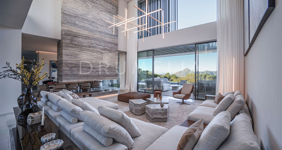 Brand-New Villa with Partial Sea Views in La Zagaleta, Benahavís