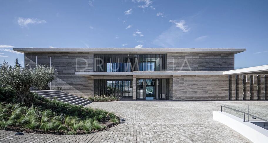 Brand-New Villa with Partial Sea Views in La Zagaleta, Benahavís