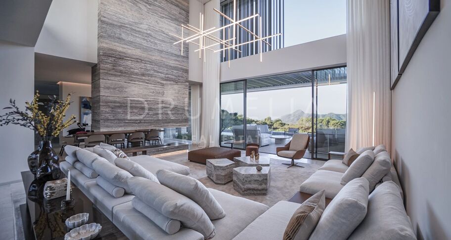 Brand-New Villa with Partial Sea Views in La Zagaleta, Benahavís