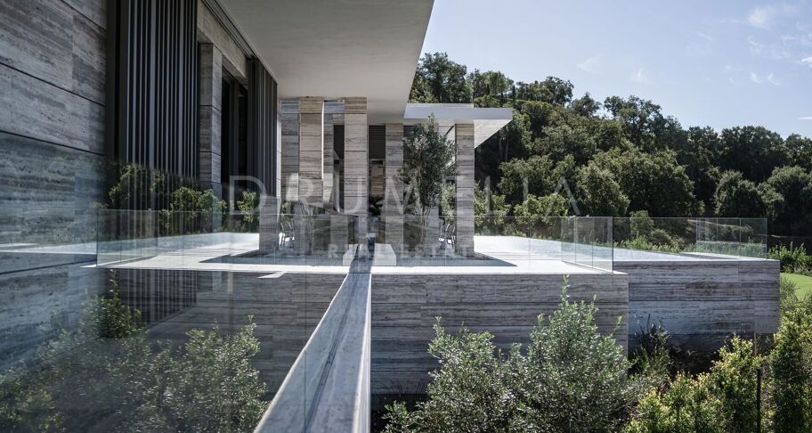 Brand-New Villa with Partial Sea Views in La Zagaleta, Benahavís