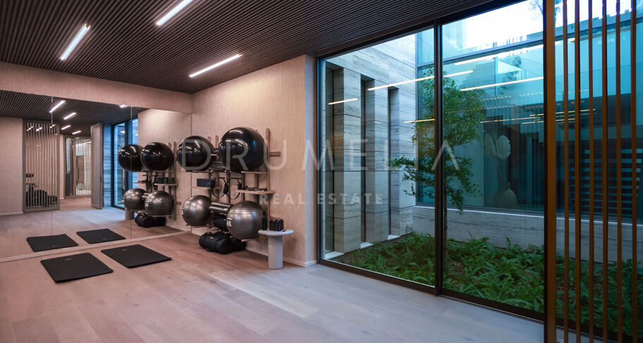 Brand-New Villa with Partial Sea Views in La Zagaleta, Benahavís