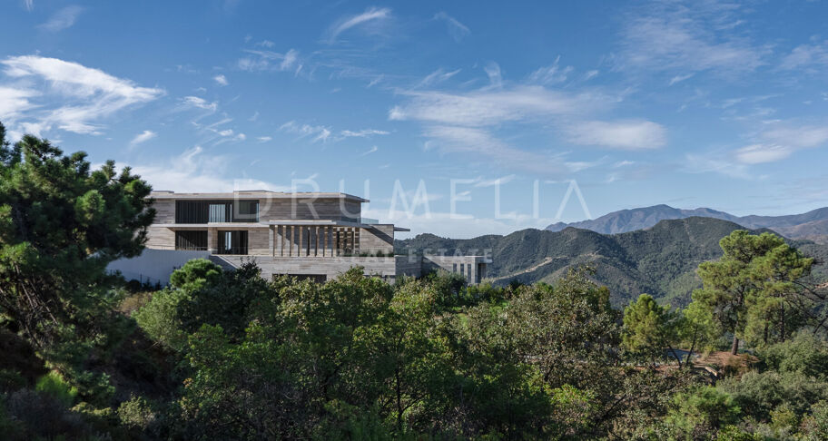 Brand-New Villa with Partial Sea Views in La Zagaleta, Benahavís