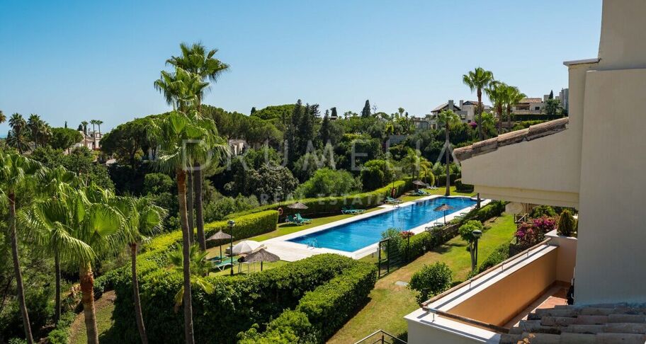 Luxury Penthouse with Sea Views in Sierra Blanca