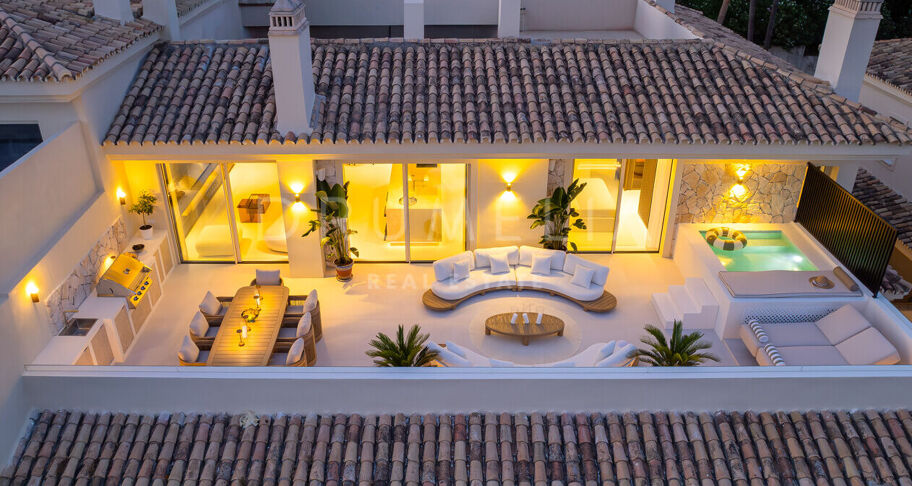 Luxury Penthouse with Sea Views in Sierra Blanca