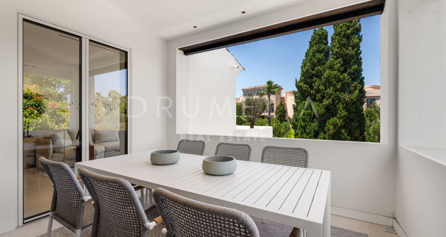 Elegant duplex-penthouse met ruime terrassen in een gewilde residentiële gemeenschap