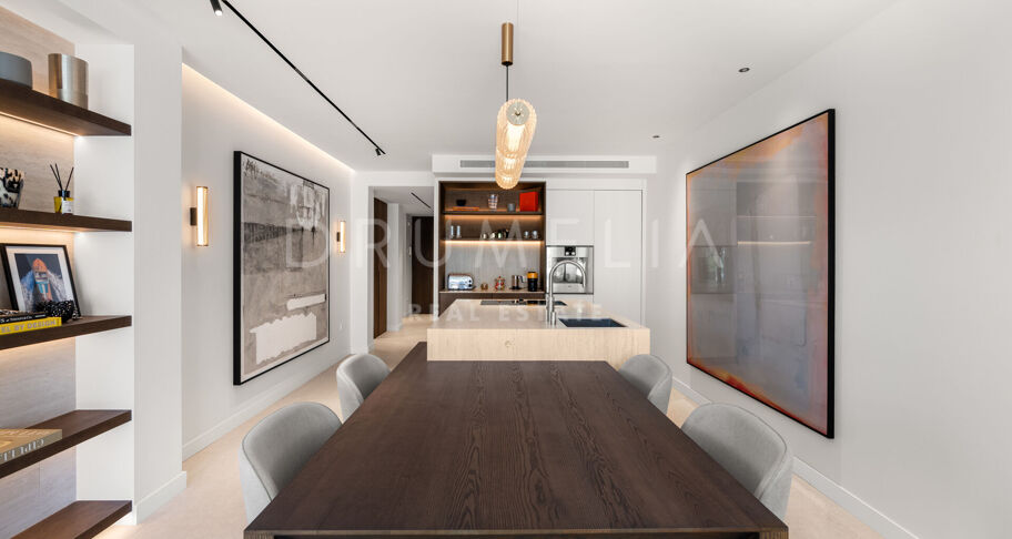 Elegant duplex-penthouse met ruime terrassen in een gewilde residentiële gemeenschap