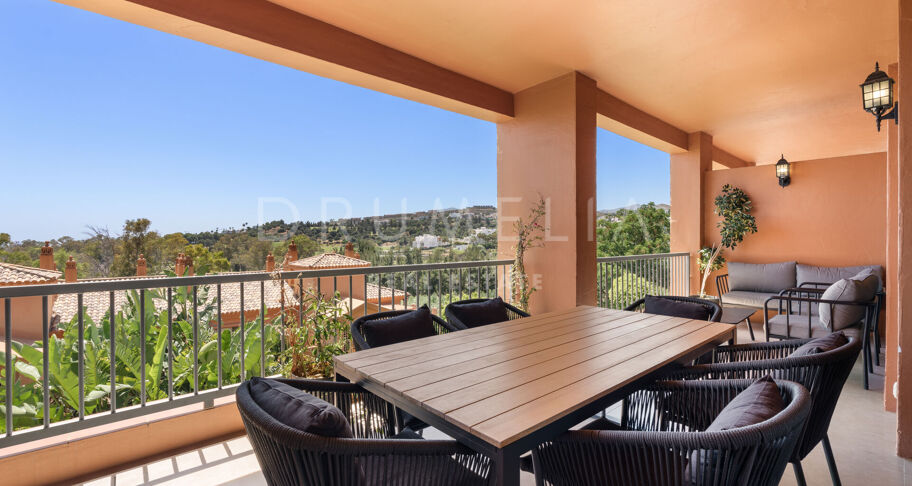 Appartement te koop in Benatalaya, Estepona Oost