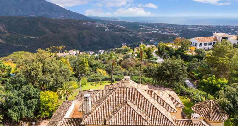 Luxury Mediterranean villa in La Zagaleta with additional plot with project for a second villa - Panoramic sea views in one of Europe's most exclusive gated communities