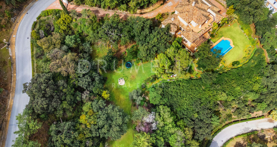 Luxury Mediterranean villa in La Zagaleta with additional plot with project for a second villa - Panoramic sea views in one of Europe's most exclusive gated communities