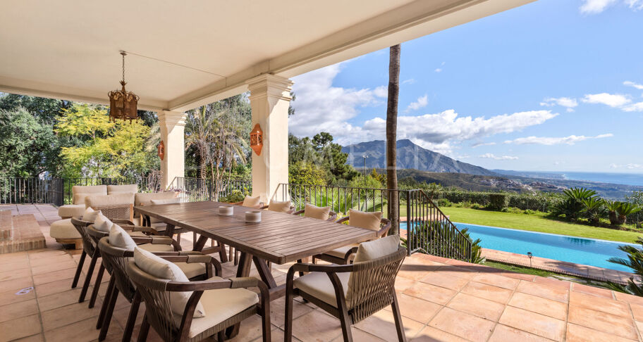 Luxury Mediterranean villa in La Zagaleta with additional plot with project for a second villa - Panoramic sea views in one of Europe's most exclusive gated communities