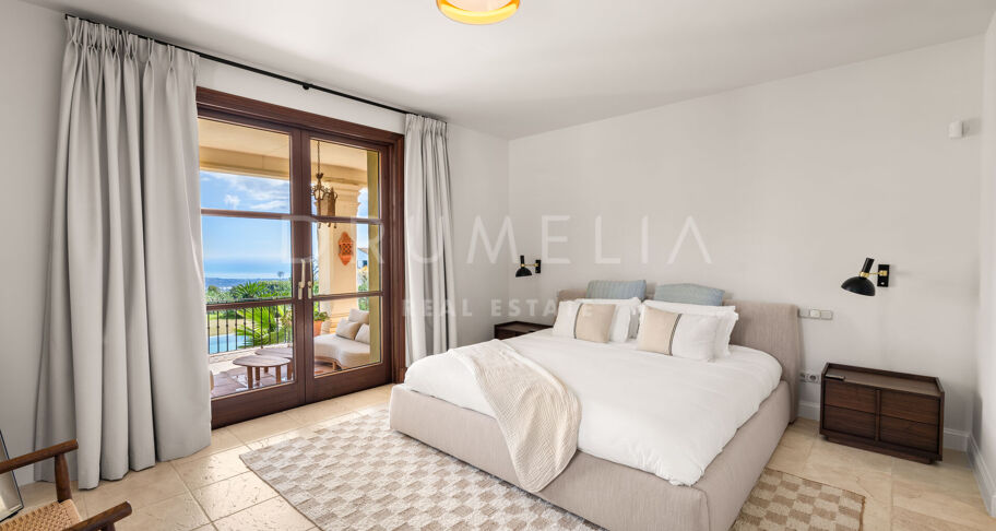 Luxury Mediterranean villa in La Zagaleta with additional plot with project for a second villa - Panoramic sea views in one of Europe's most exclusive gated communities