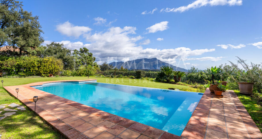 Luxury Mediterranean villa in La Zagaleta with additional plot with project for a second villa - Panoramic sea views in one of Europe's most exclusive gated communities
