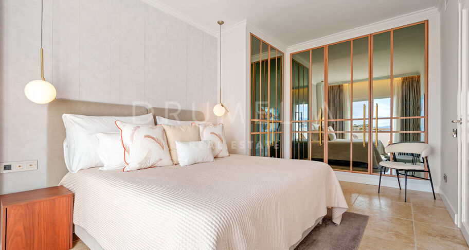 Appartement rénové en front de mer à Andalucía del Mar, Puerto Banús