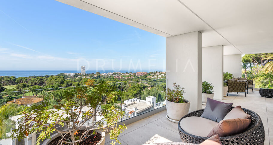 Contemporary Sea-View Villa in Río Real, Marbella