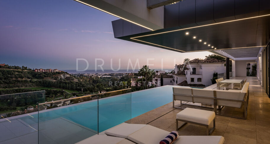 Villa Kasia - Contemporary villa with panoramic sea and mountain views