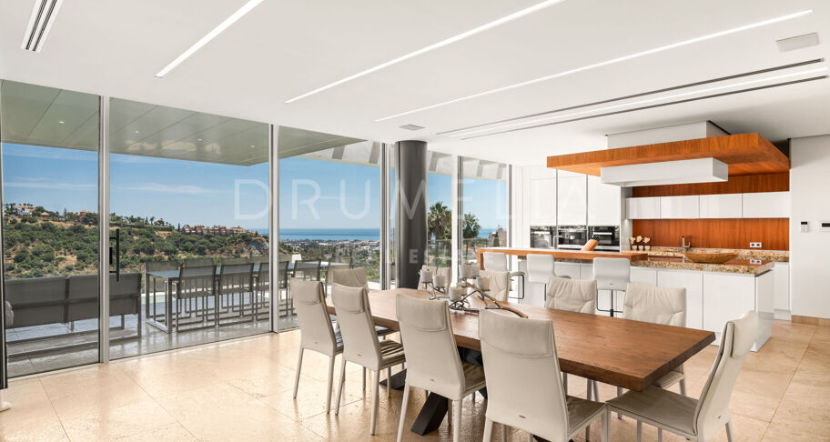 Villa Kasia - Contemporary villa with panoramic sea and mountain views