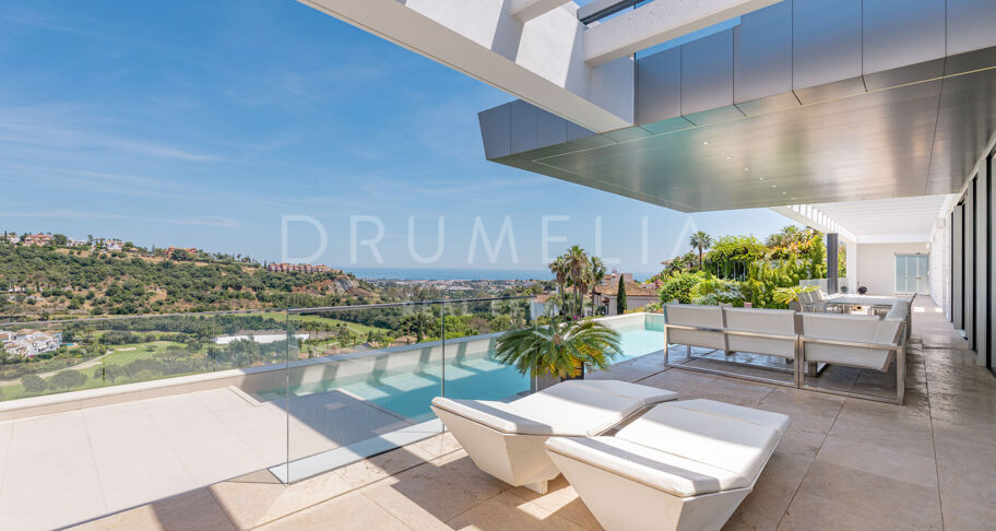 Villa Kasia - Contemporary villa with panoramic sea and mountain views