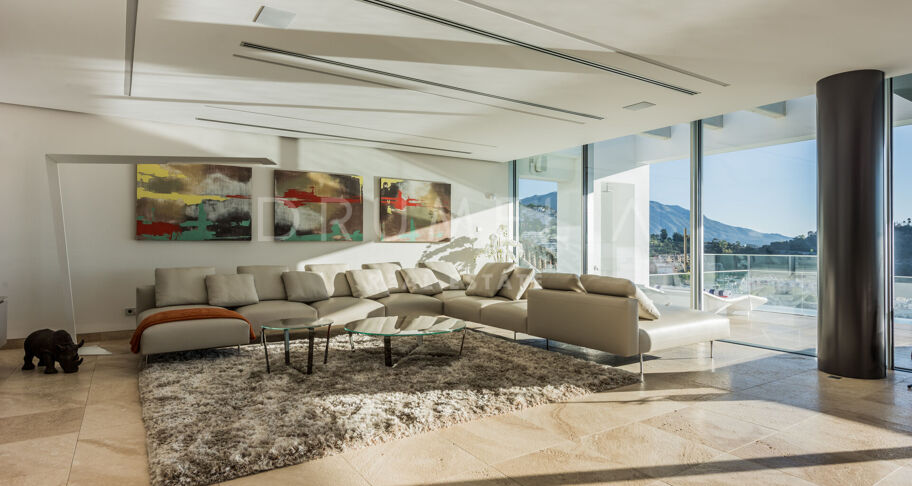 Villa Kasia - Contemporary villa with panoramic sea and mountain views