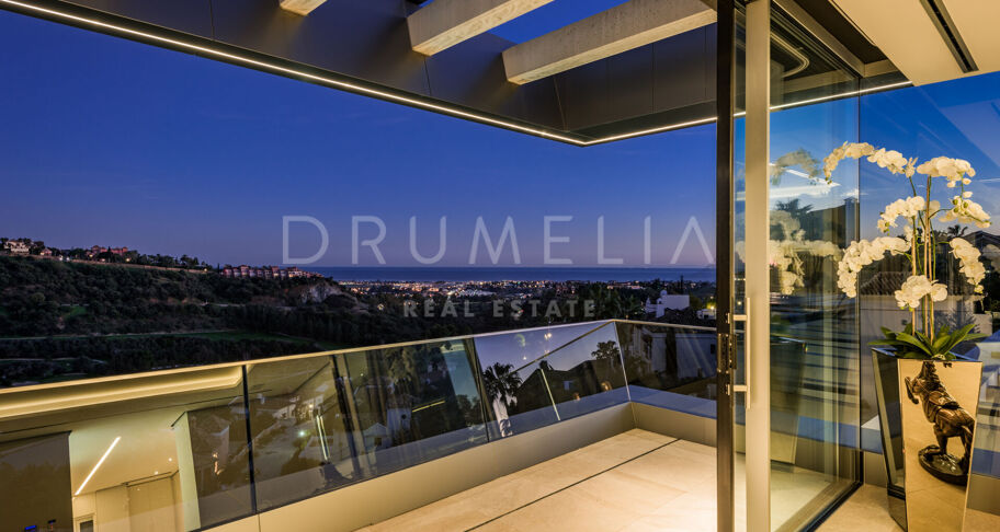 Villa Kasia - Contemporary villa with panoramic sea and mountain views