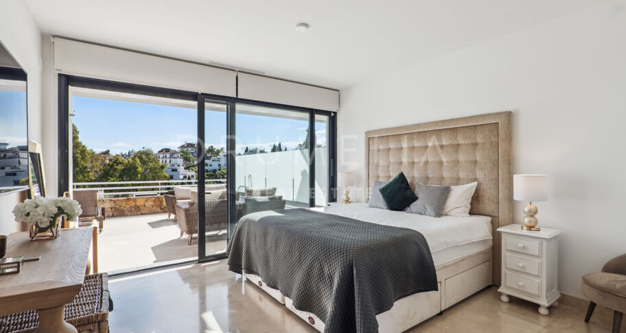 Townhouse met 3 slaapkamers en panoramisch uitzicht aan de Golden Mile